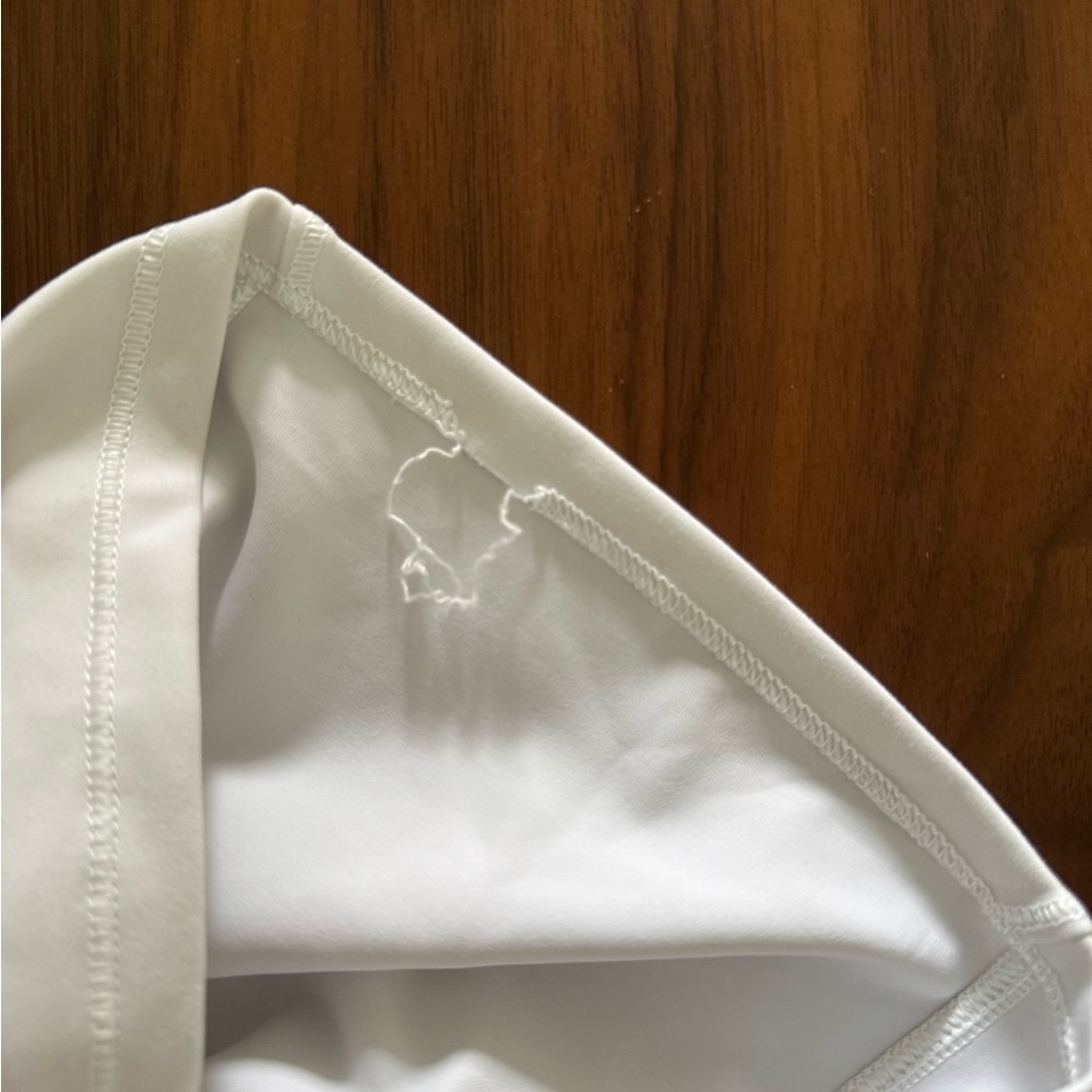Lululemon athletic Asymmetrical Tennis Tank White, Size 2 - Picture 2 of 2